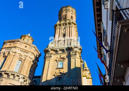 Facciata nord con il Portal de Santa Maria. Cattedrale di Santa Maria di Tudela - Catedral de Santa María. Tudela, Navarra, Spagna, Europa Foto Stock