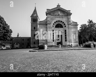 Italia, Luglio 2022: Vista della particolarità di Predappio in provincia di Forli Cesena Foto Stock