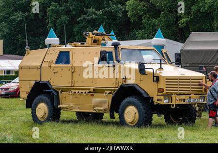Giorno dell'aviazione. Veicolo blindato multiuso dell'esercito ceco Dingo 2 Foto Stock