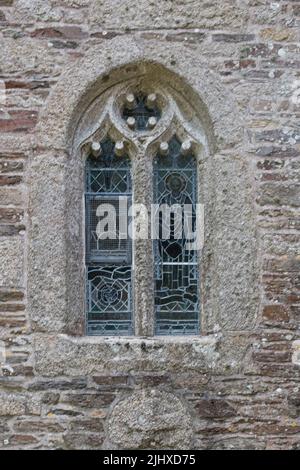 Esterno di St Mawnan e St Stephen's Church, Mawnan, Cornovaglia Foto Stock