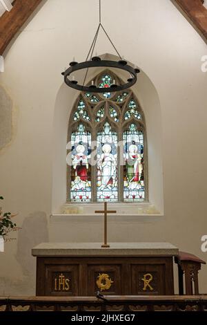 Interno di St Mawnan e St Stephen's Church, Mawnan, Cornovaglia Foto Stock