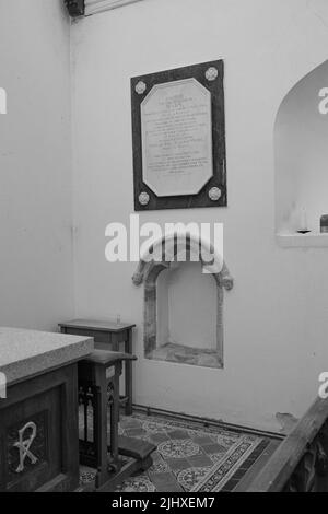 Interno di St Mawnan e St Stephen's Church, Mawnan, Cornovaglia Foto Stock