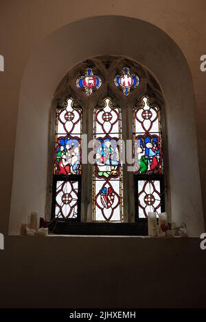 Interno di St Mawnan e St Stephen's Church, Mawnan, Cornovaglia Foto Stock