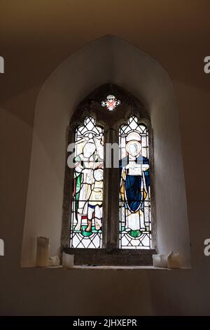 Interno di St Mawnan e St Stephen's Church, Mawnan, Cornovaglia Foto Stock