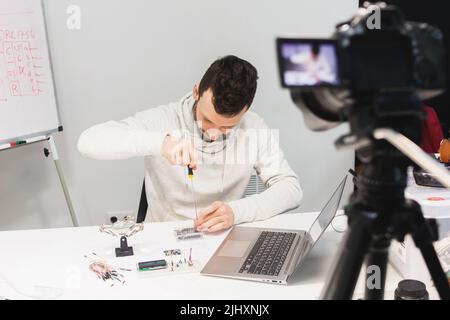 creazione di tutorial video concetto di backstage di ripresa Foto Stock