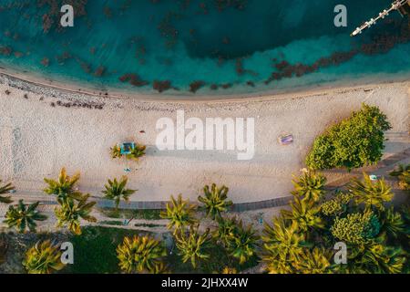 Una vista dall'alto delle spiagge di Placencia nel distretto di Stann Creek del Belize meridionale Foto Stock