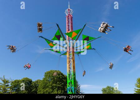 Oglesby, Illinois - Stati Uniti - 19th luglio 2022: Giro di Carnevale all'Oglesby Fun Fest di Oglesby, Illinois. Foto Stock