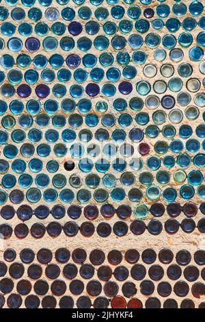 Casa in bottiglia di vetro della città fantasma unica Foto Stock