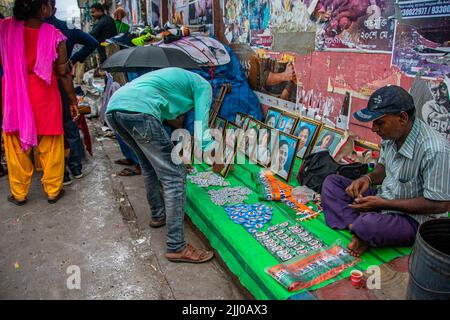 21 luglio 2022, Kolkata, Bengala Occidentale, India: Il Rally del Martire del 21 luglio è un raduno di massa annuale organizzato dal Congresso Trinamool per commemorare il 1993 Kolkata che spara come Martire' Day. Almeno 13 persone sparate dalla polizia di Kolkata, durante un raduno del Congresso dei giovani del Bengala Occidentale sotto la guida di Mamata Banerjee il 21 luglio 1993, chiedendo al contempo che la carta d'identità di Voter sia resa unico documento richiesto per il voto. Gli ultimi due anni a causa della pandemia il Trinamool Congress Supremo si era rivolto al rally virtualmente, è una mega celebrazione quest'anno. (Credit Image: © Sudip Chanda/Pacific Press Foto Stock