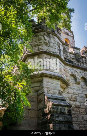 Battlefield Monument, al 77 di King Street West, fa parte dello Stoney Creek Battlefield Park. Il monumento si trova all'angolo sud-est di Centennia Foto Stock