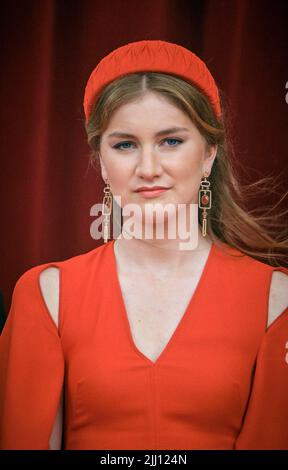 La principessa belga Elisabetta, la duchessa di Brabante, partecipa ad una sfilata in occasione della Giornata nazionale belga, a Bruxelles, Belgio, il 21 luglio 2022. Foto di Olivier Polet Foto Stock