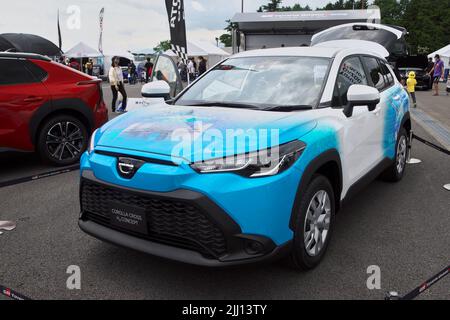 Toyota Corolla Cross H2 Concept è visto in mostra alla 'FUJI SUPER TEC 24 ore Race' a Oyama, prefettura di Shizuoka, Giappone il 5 giugno 2022. Foto Stock