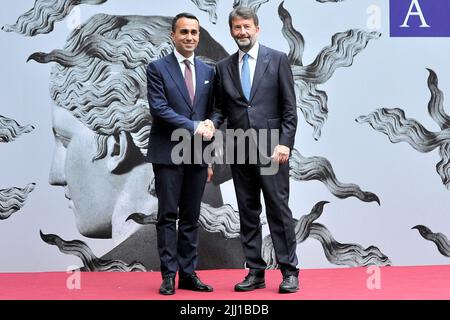 Luigi di maio Ministro degli affari esteri e Dario Francescini Ministro italiano della cultura, durante la Conferenza dei Ministri della cultura del Foto Stock