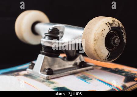 Chiudere il carrello e le ruote dello skateboard Foto Stock