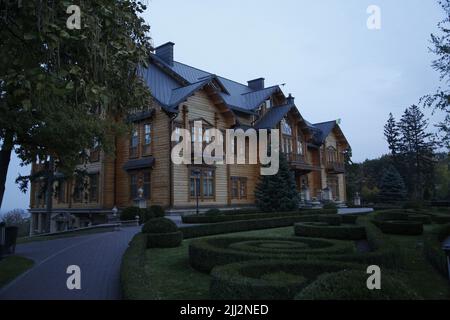 La Casa del Club (Honka) presso l'ex residenza del presidente ucraino Viktor Yanukovych, residenza Mezhyhirya, Межигір'я Foto Stock