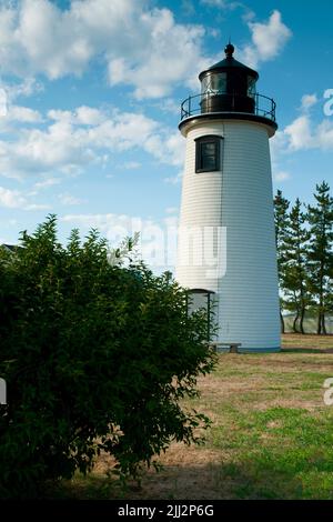 Faro di Plum Island, noto anche come Newburyport Harbour Light, in una giornata estiva in Massachusetts. La torre del faro è una delle attrazioni turistiche preferite Foto Stock