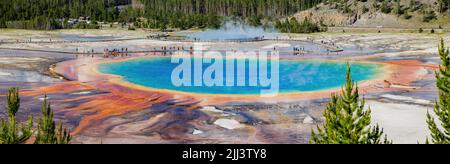 Vista ad alto angolo della famosa primavera prismatica del Wyoming Foto Stock