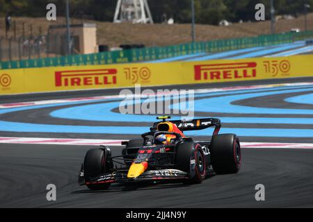 luglio 22 2022 le Castellet, Francia - F1 2022 GP di Francia - prove libere 1 - Sergio Perez (MEX) Redbull Racing RB18 Foto Stock