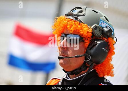 Le Castellet, Francia. 23rd luglio 2022. Circuito atmosfera - un maresciallo. Gran Premio di Francia, sabato 23rd luglio 2022. Paul Ricard, Francia. Credit: James Moy/Alamy Live News Foto Stock