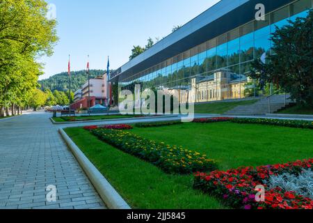 Krynica Zdroj, Małopolskie Voivodato / Polonia - 16 luglio 2022: Krynica-Zdroj - una città della Polonia situata nel Voivodato di Małopolskie, a Nowos Foto Stock