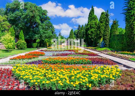 Balchik Palace, Bulgaria. Il giardino botanico della Regina Maria di Romania sulla costa bulgara del Mar Nero. Foto Stock