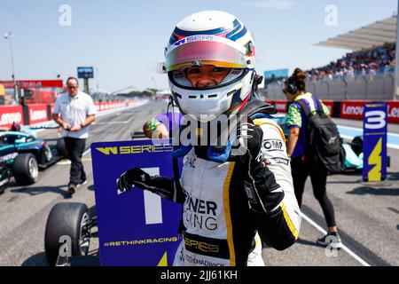 55 CHADWICK Jamie (gbr), Jenner Racing, Tatuus-Toyota FT-60, ritratto nel corso del round 5th della 2022 W Series, dal 22 al 24 luglio 2022 sul circuito Paul Ricard, a le Castellet, Francia - Foto Julien Delfosse/DPPI Foto Stock