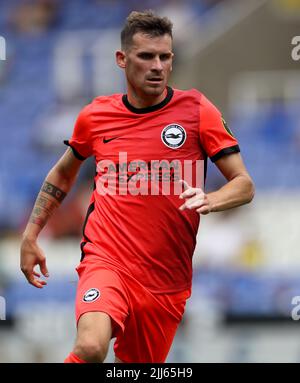 Brighton e Hove Albion's Pascal Gross durante una partita di prima stagione allo stadio Select Car Leasing di Reading. Data foto: Sabato 23 luglio 2022. Foto Stock