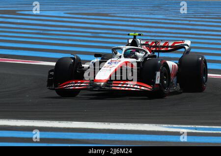 Le Castellet, Francia. 23rd luglio 2022. LE CASTELLET, FRANCIA, circuito Paul Ricard; 47, Mick SCHUMACHER, GER, Haas F1 Team, VF-22, motore F065, Gran Premio di Francia di Formula 1, LE CASTELLET, circuito Paul Ricard, francese F1 GP 2022, Formula uno, francese F1 Gran Premio - Formel 1 Grosser Preis von Frankreich - 23. LUGLIO 2022, credito: SPP Sport Press Foto. /Alamy Live News Foto Stock