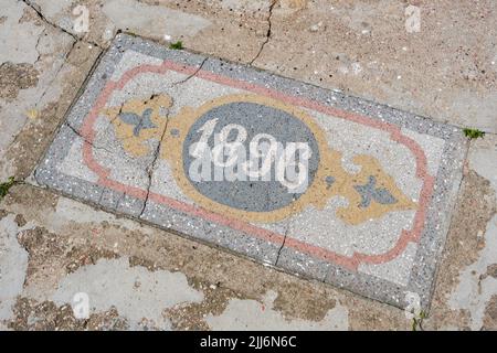 Dettaglio di vecchio pavimento in pietra antica. Foto Stock