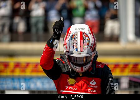 Le Castellet, Francia, 23rd luglio 2022, Charles Leclerc, di Monaco compete per la Scuderia Ferrari. Qualifiche, round 12 del campionato di Formula 1 2022. Credit: Michael Potts/Alamy Live News Foto Stock