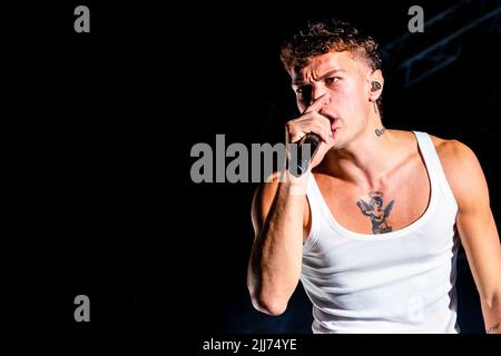 Servigliano, Italia. 23rd luglio 2022. Luglio 23 2022, Servigliano, Italia. Blanco in concerto al Nosound Festival. Credit: Mairo Cinquetti/Alamy Live News Foto Stock