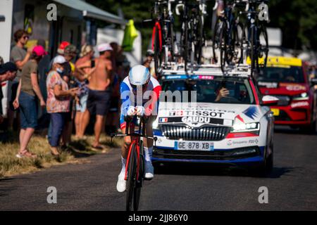 David Gaudu, Groupama - FDJ in azione durante la tappa 20 del Tour De France, Lacapelle-Marival a Rocamadour, sabato 23 luglio 2022. Foto di Denis Prezat/ABACAPRESS.COM Foto Stock