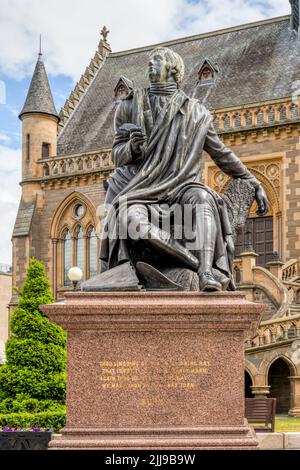 La statua di Dundee di Robert Burns di John Steell fu commissionata nel 1877 come una replica di quella di Central Park, New York. Foto Stock