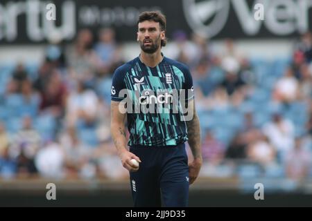 Leeds, Regno Unito. 24th luglio 2022. Clean Slate Headingley Cricket Ground, Leeds, West Yorkshire, 24th luglio 2022. 3rd Royal London un giorno Internazionale Inghilterra vs Sud Africa. REECE Topley d'Inghilterra. Credit: Touchlinepics/Alamy Live News Foto Stock