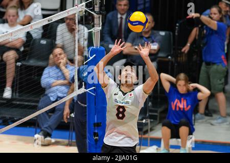 Bologna, Italia. 21th luglio 2022. Volley Nations League 2022 - le finali del quarto corrispondono a Francia e Giappone Foto Stock