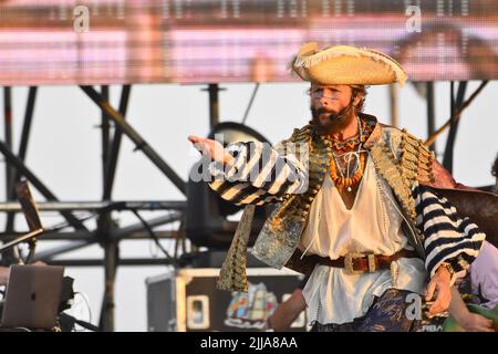 Jovanotti durante il Jova Beach Party 2 2022, 24th luglio 2022, Marina di Cerveteri, Roma, Italia Foto Stock