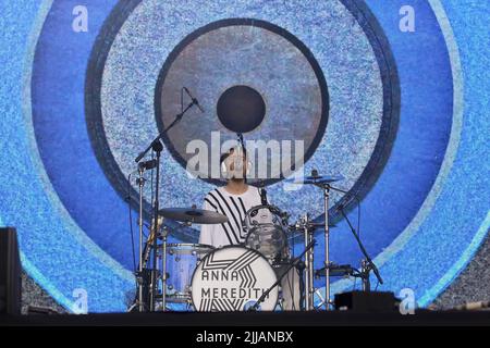 Macclesfield, Regno Unito. 24th luglio 2022. L'ultimo giorno del festival Bluedot di musica, scienza e cultura alla Jodrell Bank di Macclesfield, Regno Unito. Credit: Barbara Cook/Alamy Live News Foto Stock