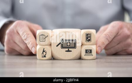 Blocchi di legno con simbolo del concetto di test software Foto Stock