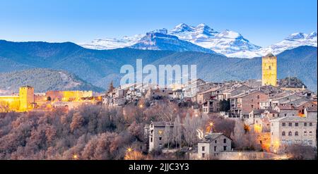 Ainsa Huesca, Spagna Foto Stock