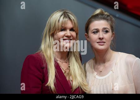 Colonia, Germania. 20th luglio 2022. Corinna e Gina SCHUMACHER, Red Carpet, Red Carpet Show, arrivo, presentazione del Premio di Stato dello Stato della Renania Settentrionale-Vestfalia a Koeln il 20th luglio 2022 ? Credit: dpa/Alamy Live News Foto Stock