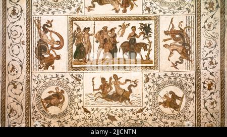 Un mosaico romano di fine 2nd, inizio 3rd secolo d.C. in mostra al Museo Archeologico di El Jem in Tunisia. Foto Stock