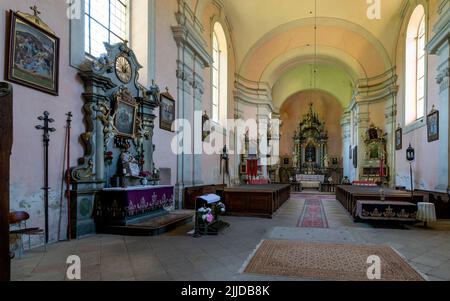 Interno della Chiesa di nostra Signora dei sette dolori - Città storica ceca Rabštejn nad Střelou vicino a Manětín - Repubblica Ceca, Europa Foto Stock