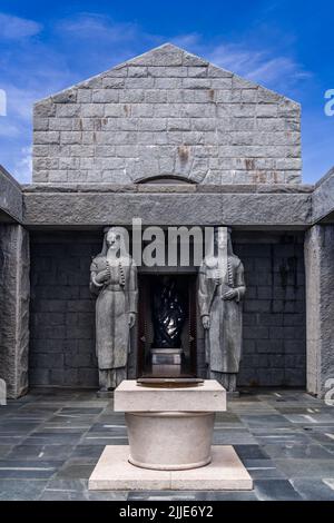 Esterno del Mausoleo di Njegos sul Monte Lovcen Foto Stock