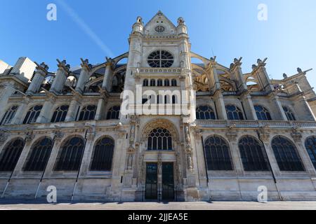 La chiesa di Sant'Eustace è considerata un capolavoro di architettura tardo gotica. Tra i battezzati qui come bambini c'erano Richelieu, madame de Foto Stock