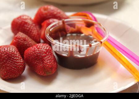 Fragole al cioccolato Foto Stock