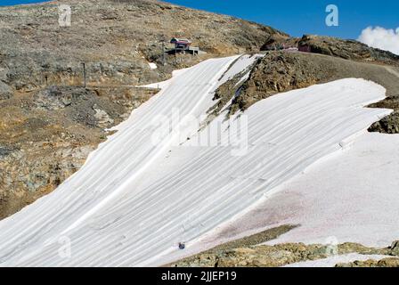 Ghiacciaio coperto vicino alla stazione di Diavalezza Mountain, 2011-08-02, Svizzera, Grigioni, Oberengadin Foto Stock