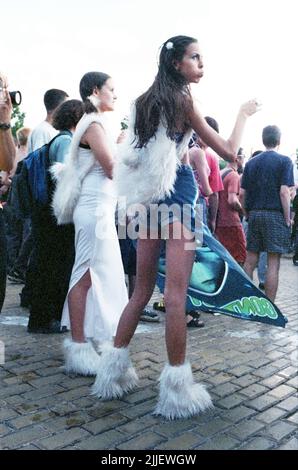 Street parade, Tsar Liberator blvd., Sofia, Bulgaria, circa 2005 Foto Stock