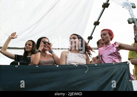 Street parade, Tsar Liberator blvd., Sofia, Bulgaria, circa 2005 Foto Stock