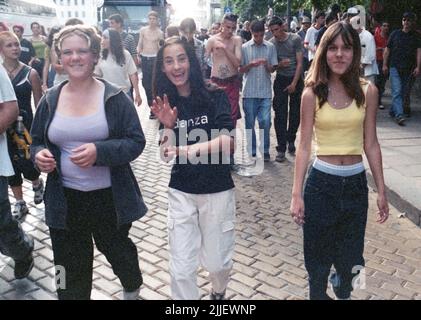 Street parade, Tsar Liberator blvd., Sofia, Bulgaria, circa 2005 Foto Stock