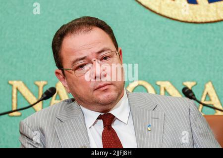 Tokyo, Giappone. 26th luglio 2022. Sergiy Korsunsky Ambasciatore di Ucraina in Giappone partecipa a una conferenza stampa al Japan National Press Club nel centro di Tokyo. (Credit Image: © Rodrigo Reyes Marin/ZUMA Press Wire) Foto Stock